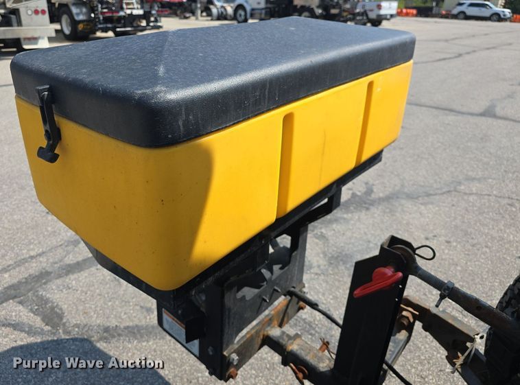 image for item DQ4475 2005 Kubota B3030 MFWD tractor