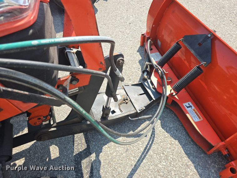 image for item DQ4475 2005 Kubota B3030 MFWD tractor