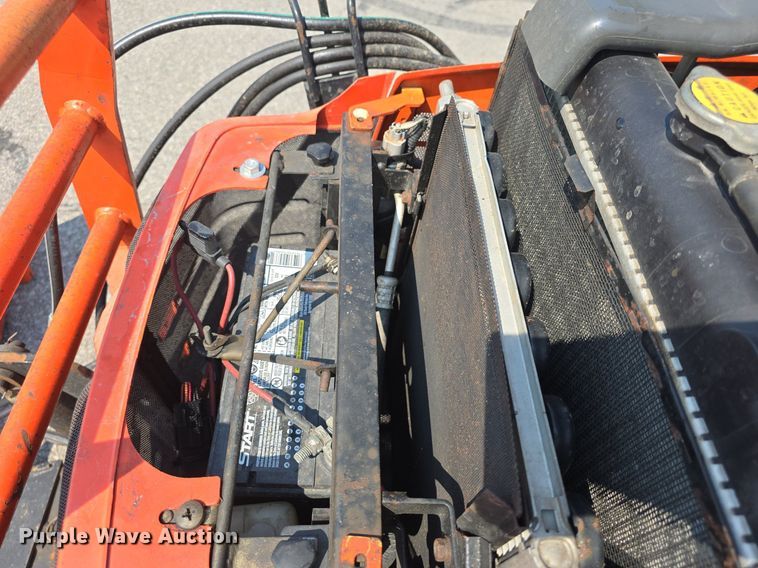 image for item DQ4475 2005 Kubota B3030 MFWD tractor