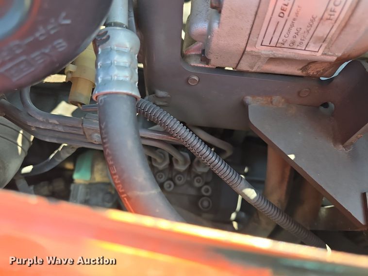 image for item DQ4475 2005 Kubota B3030 MFWD tractor