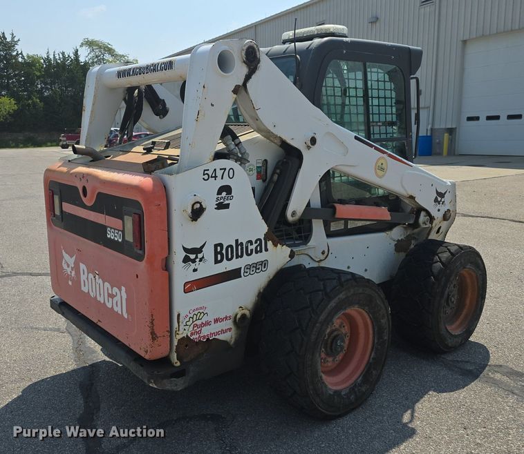 image for item DQ4476 2014 Bobcat S650 skid steer loader