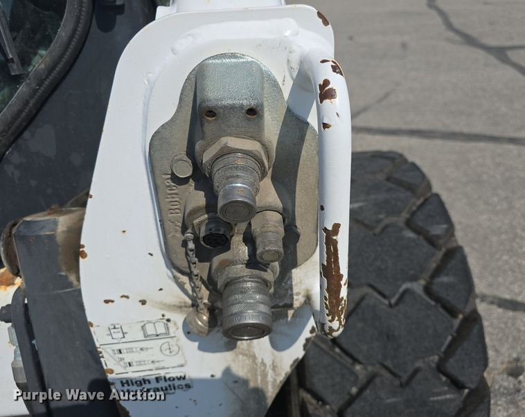 image for item DQ4476 2014 Bobcat S650 skid steer loader