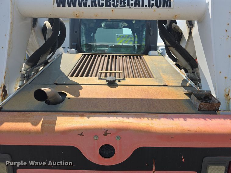 image for item DQ4476 2014 Bobcat S650 skid steer loader