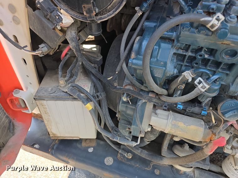 image for item DQ4476 2014 Bobcat S650 skid steer loader