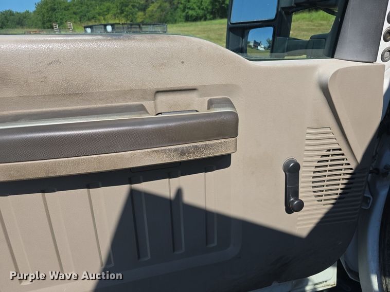 image for item DQ4478 2008 Ford F550 Super Duty XL utility / service truck