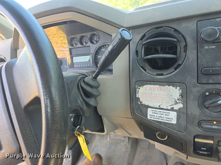 image for item DQ4478 2008 Ford F550 Super Duty XL utility / service truck