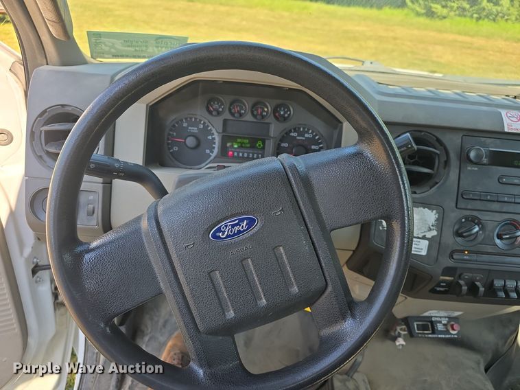 image for item DQ4478 2008 Ford F550 Super Duty XL utility / service truck