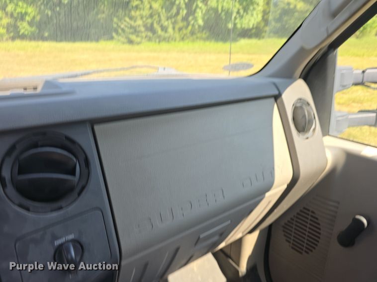 image for item DQ4478 2008 Ford F550 Super Duty XL utility / service truck