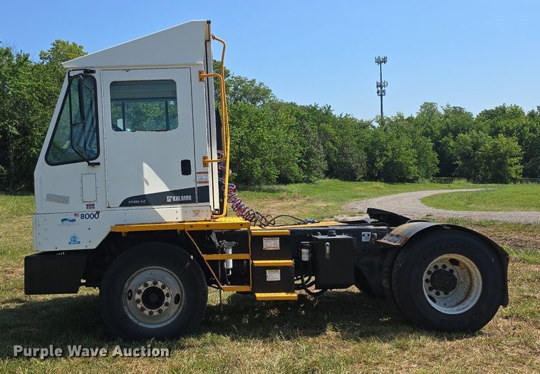 image for item DQ4480 2013 Kalmar Ottawa 4X2 yard truck