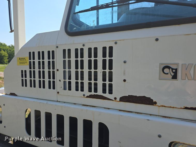 image for item DQ4480 2013 Kalmar Ottawa 4X2 yard truck
