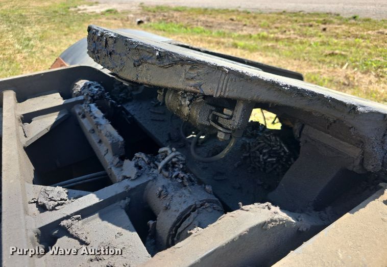 image for item DQ4480 2013 Kalmar Ottawa 4X2 yard truck