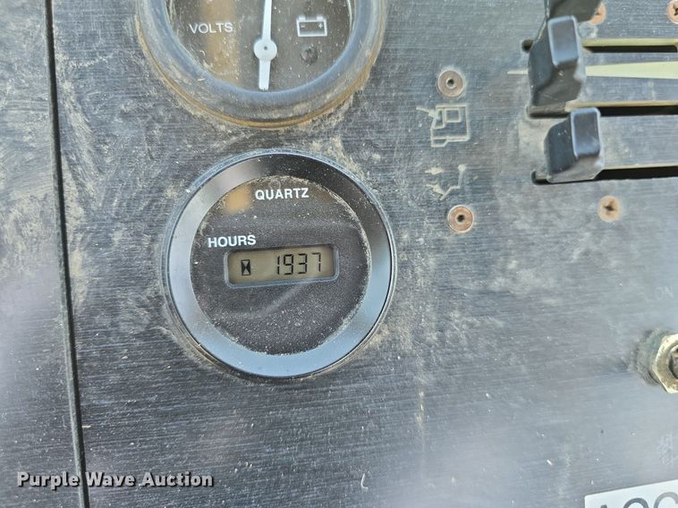 image for item DQ4480 2013 Kalmar Ottawa 4X2 yard truck