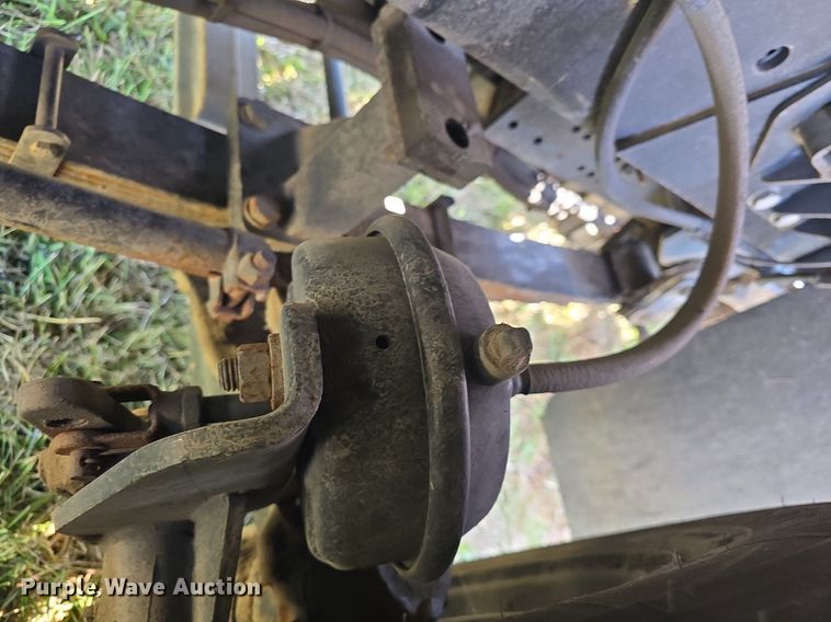 image for item DQ4480 2013 Kalmar Ottawa 4X2 yard truck