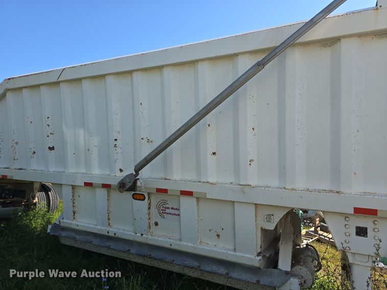 image for item DQ4481 2010 CPS SBD40 bottom dump trailer