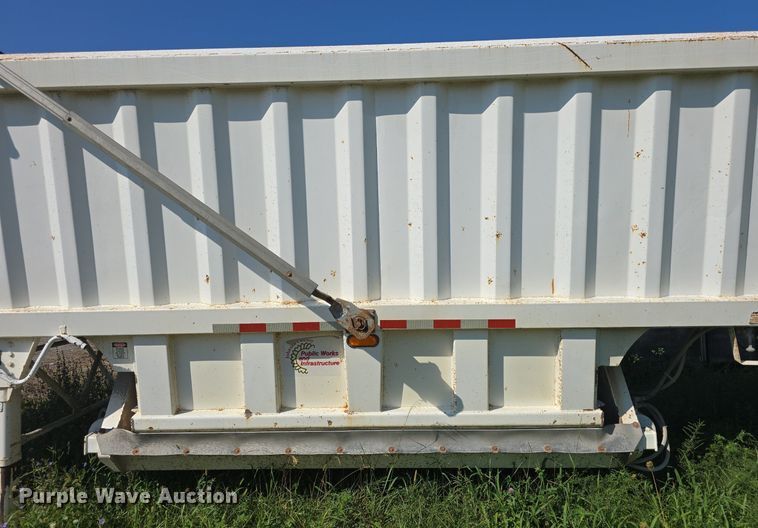 image for item DQ4481 2010 CPS SBD40 bottom dump trailer