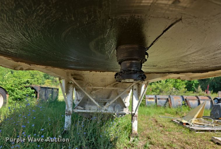 image for item DQ4481 2010 CPS SBD40 bottom dump trailer