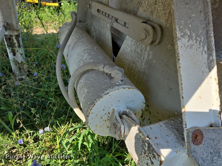 image for item DQ4481 2010 CPS SBD40 bottom dump trailer
