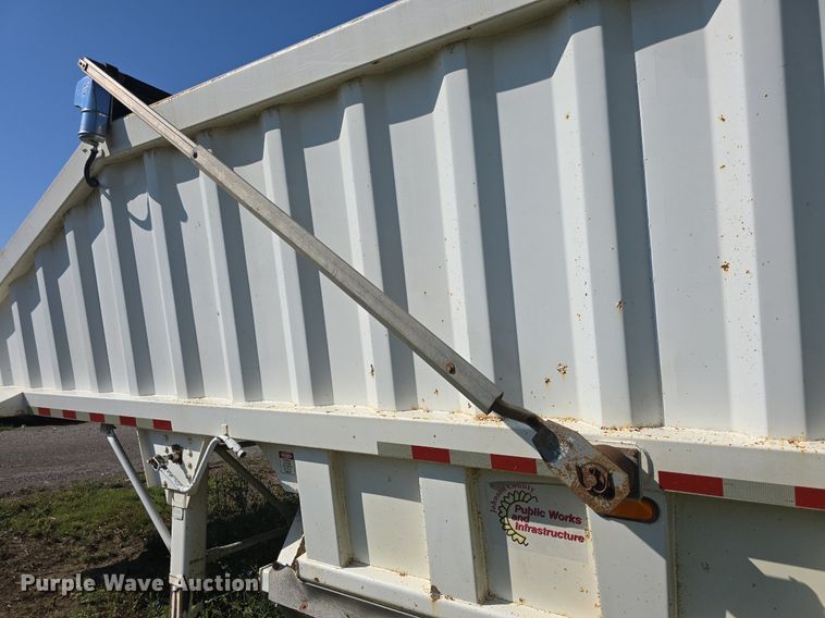 image for item DQ4481 2010 CPS SBD40 bottom dump trailer