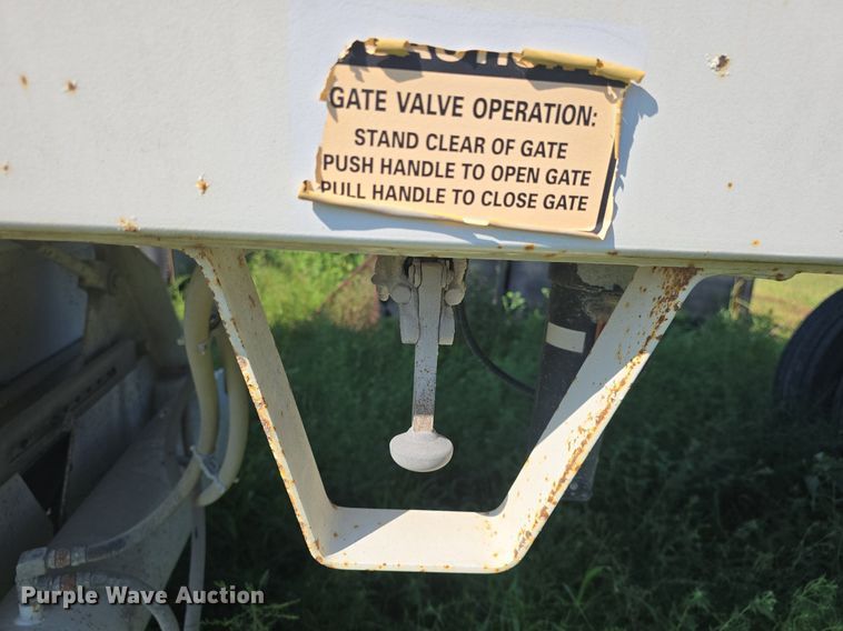 image for item DQ4481 2010 CPS SBD40 bottom dump trailer