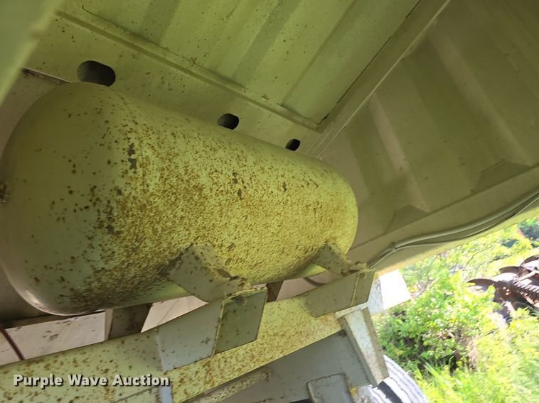 image for item DQ4481 2010 CPS SBD40 bottom dump trailer