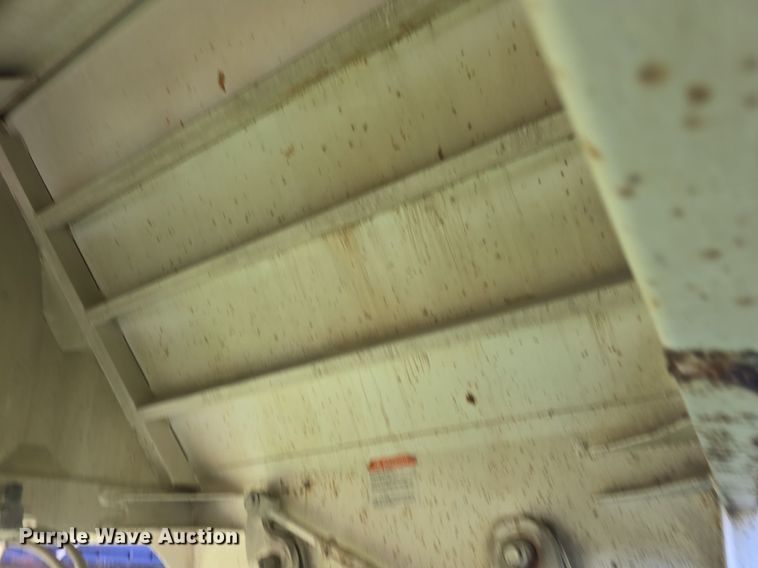 image for item DQ4481 2010 CPS SBD40 bottom dump trailer