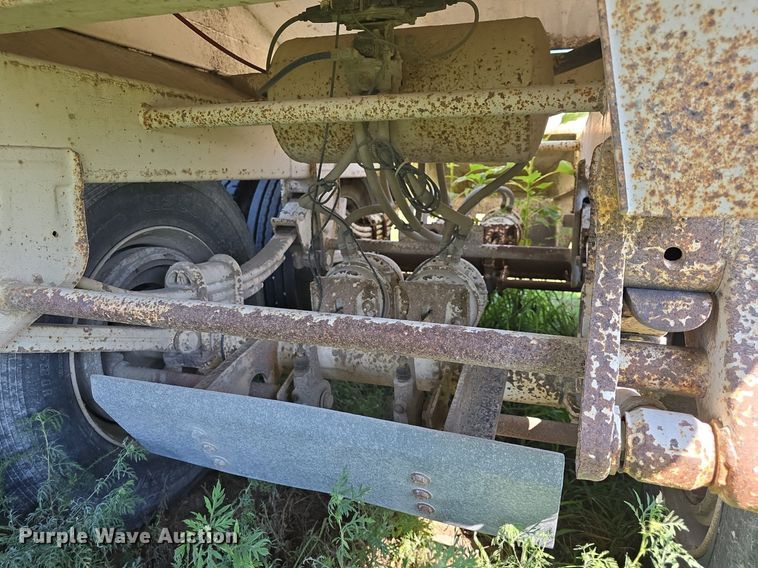 image for item DQ4481 2010 CPS SBD40 bottom dump trailer