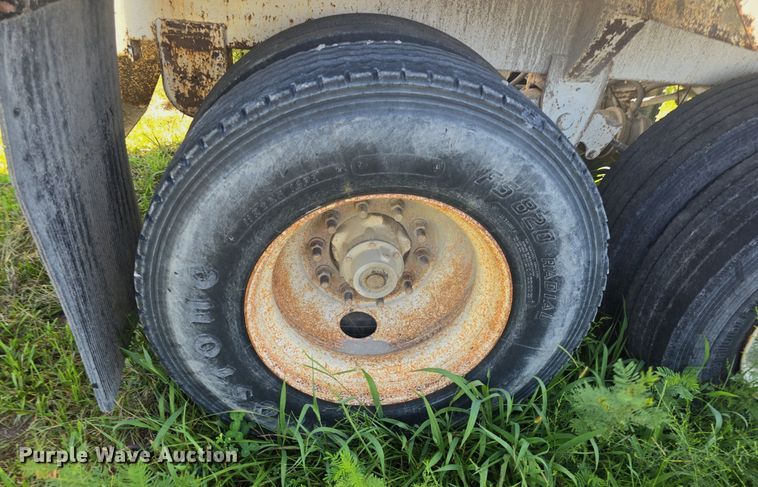 image for item DQ4481 2010 CPS SBD40 bottom dump trailer