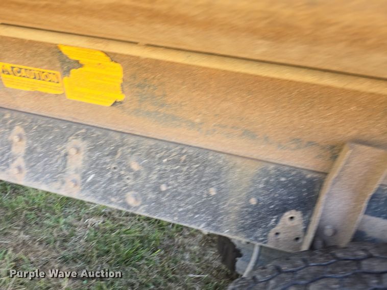 image for item DQ4482 2004 International 7600 dump truck