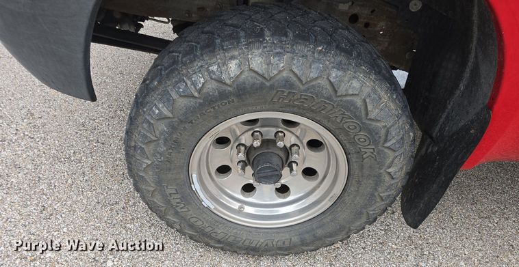 image for item DQ4490 2000 Ford F350 Super Duty XL SuperCab flatbed pickup truck