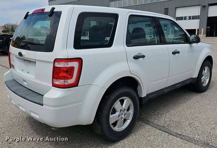 image for item DQ4491 2011 Ford Escape  SUV