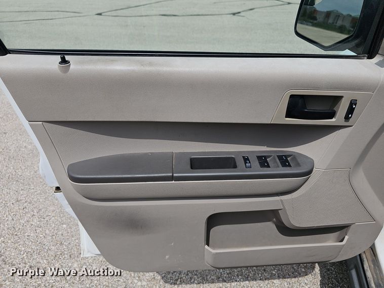 image for item DQ4491 2011 Ford Escape  SUV