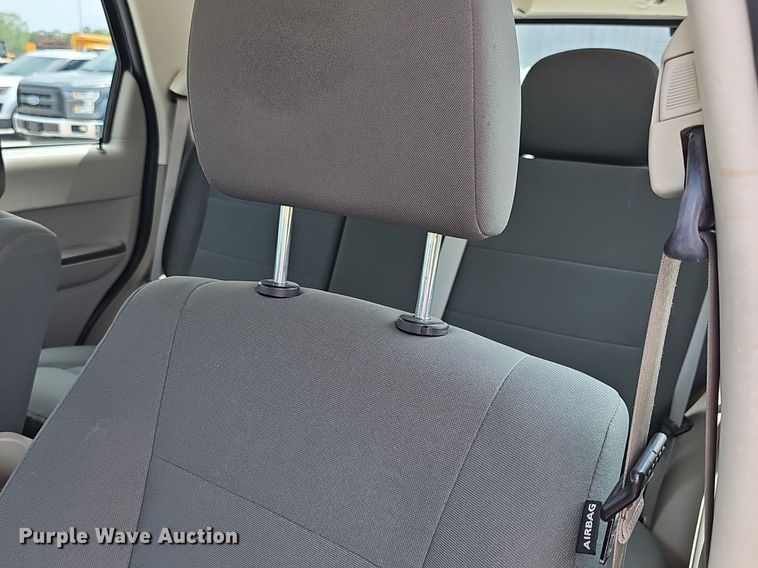 image for item DQ4491 2011 Ford Escape  SUV