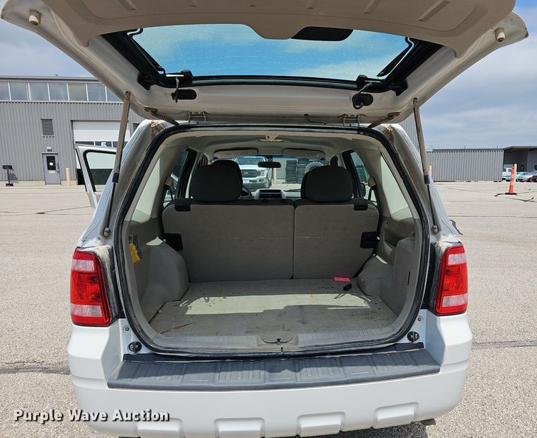 image for item DQ4491 2011 Ford Escape  SUV