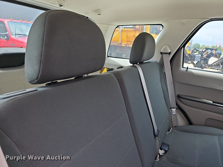 image for item DQ4491 2011 Ford Escape  SUV