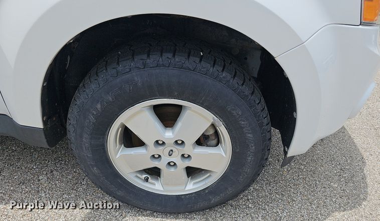 image for item DQ4491 2011 Ford Escape  SUV