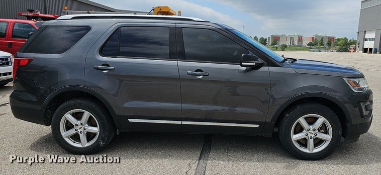 image for item DQ4492 2016 Ford Explorer XLT SUV