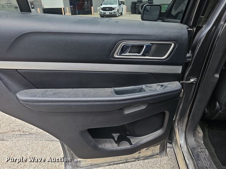 image for item DQ4492 2016 Ford Explorer XLT SUV