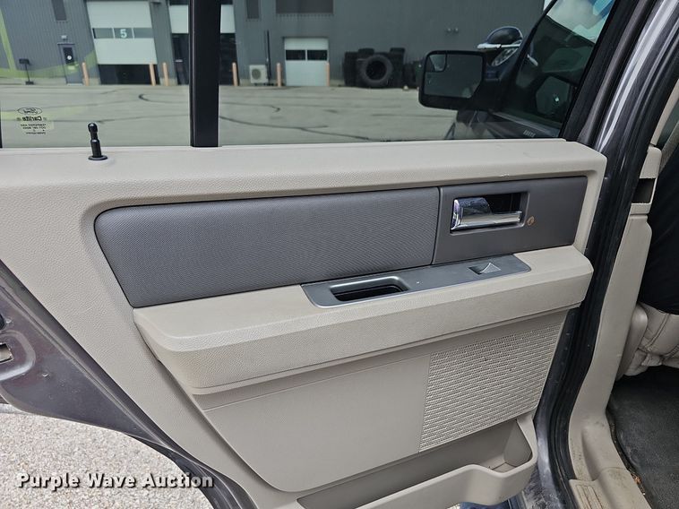 image for item DQ4493 2014 Ford Expedition  SUV