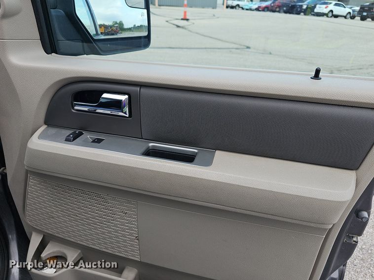 image for item DQ4493 2014 Ford Expedition  SUV