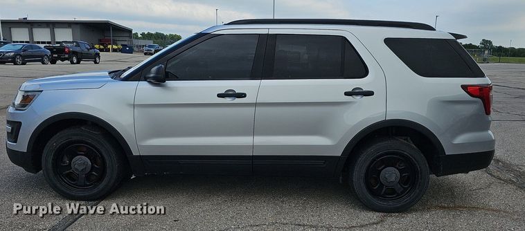 image for item DQ4495 2016 Ford Explorer Police Interceptor  SUV
