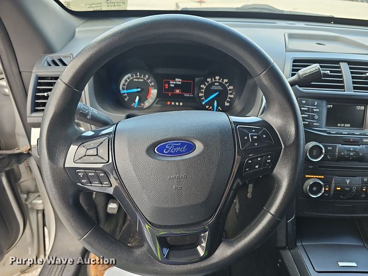 image for item DQ4495 2016 Ford Explorer Police Interceptor  SUV