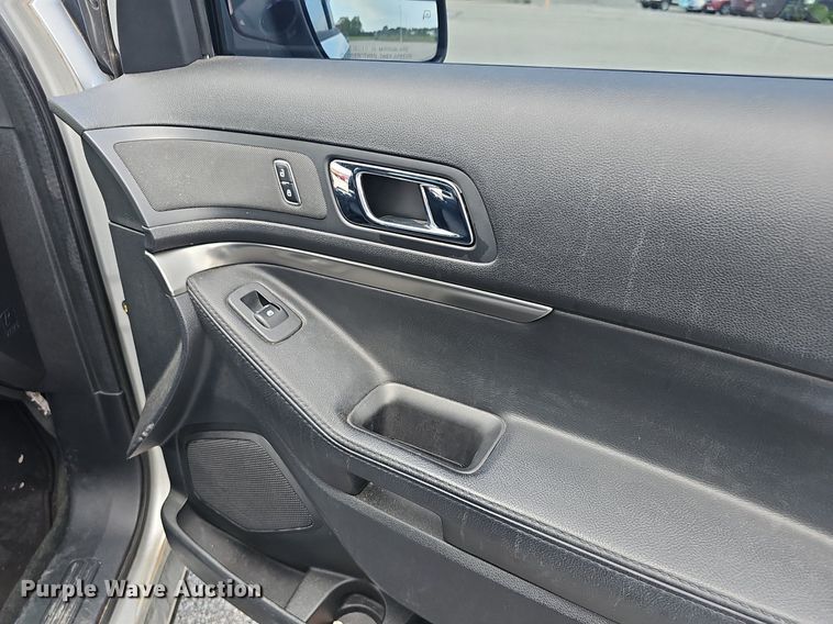 image for item DQ4495 2016 Ford Explorer Police Interceptor  SUV