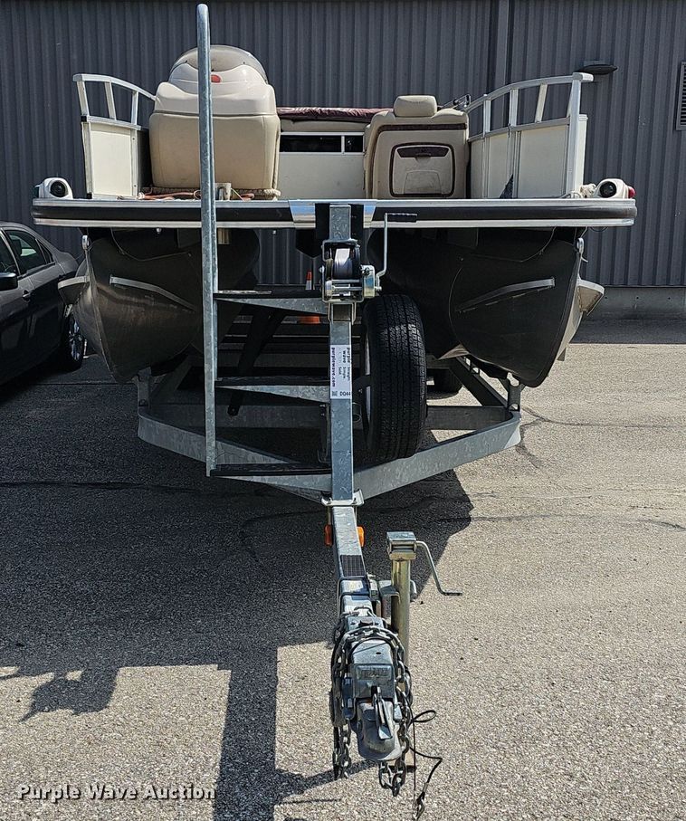 image for item DQ4496 2008 Sun Tracker boat