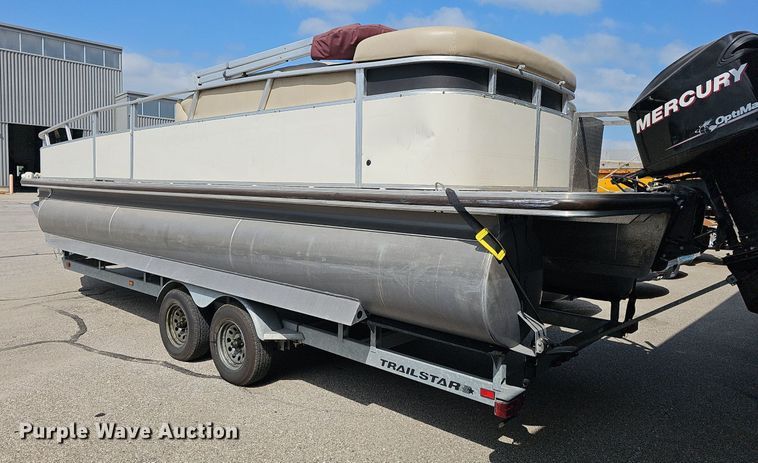 image for item DQ4496 2008 Sun Tracker boat