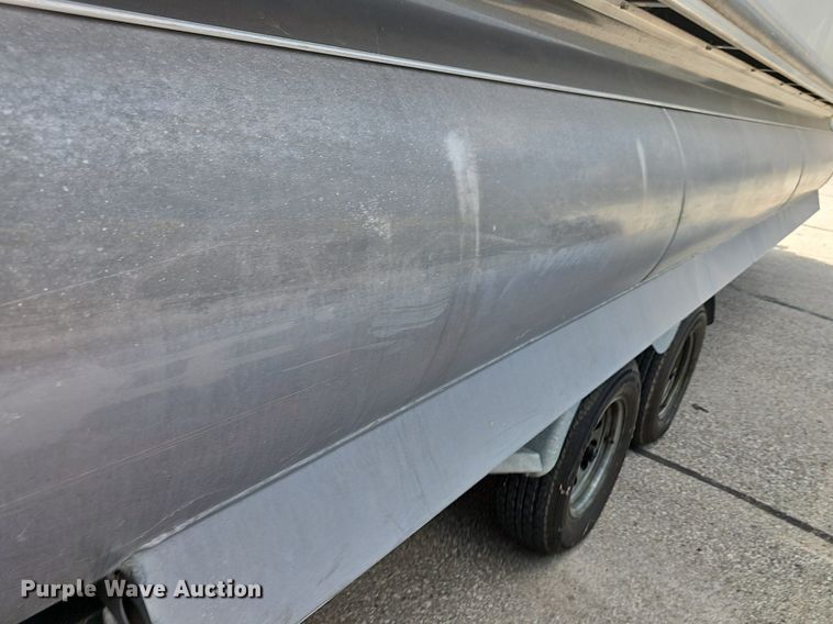 image for item DQ4496 2008 Sun Tracker boat