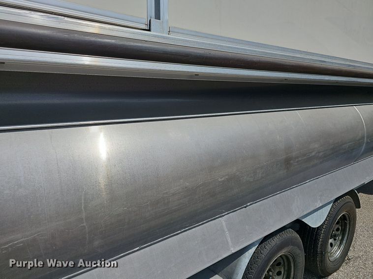 image for item DQ4496 2008 Sun Tracker boat