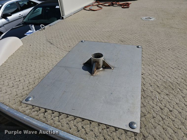 image for item DQ4496 2008 Sun Tracker boat