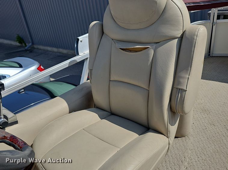 image for item DQ4496 2008 Sun Tracker boat