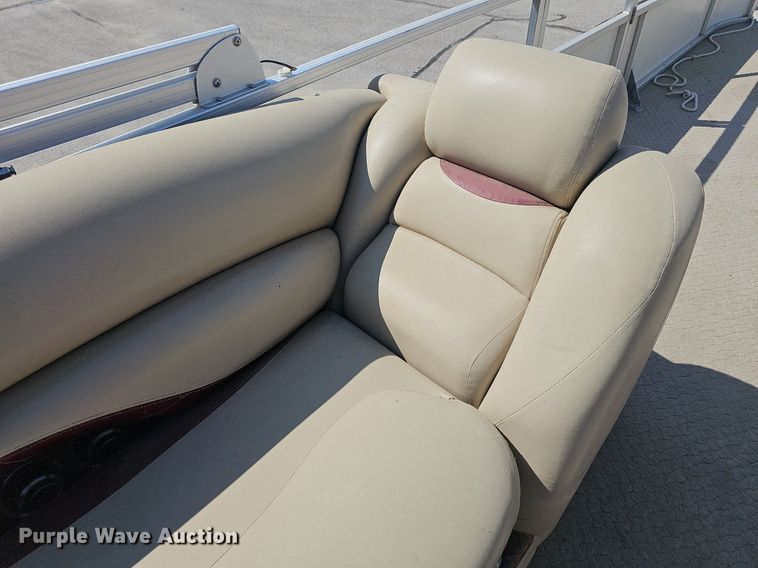 image for item DQ4496 2008 Sun Tracker boat