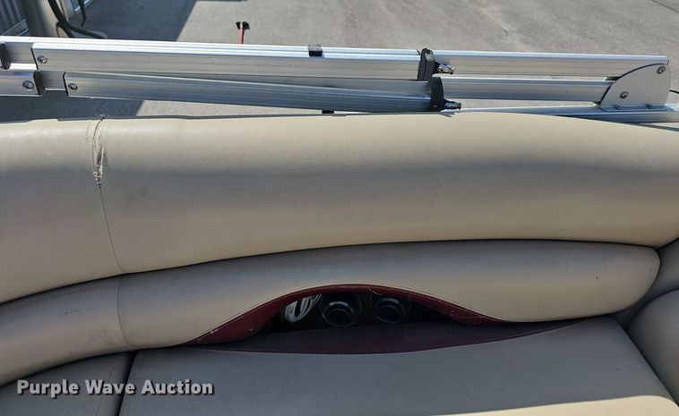 image for item DQ4496 2008 Sun Tracker boat